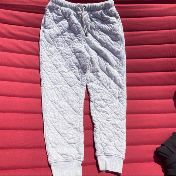 Old navy puffed grey sweats size:M - Picture 4 of 5